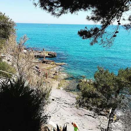 Affittacamere Nel Borgo Medievale Di - Lenottimediterranee