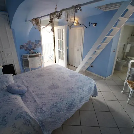 Guest house Nel Borgo Medievale Di - Lenottimediterranee Cervo